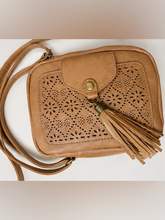 Handbags - Tan Boho Tassel Crossbody Bag